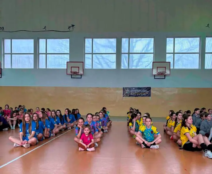 Srebrny sukces młodych szczypiornistek z rocznika 2014! i IV miejsce rocznika 2013! — zdjęcie 5