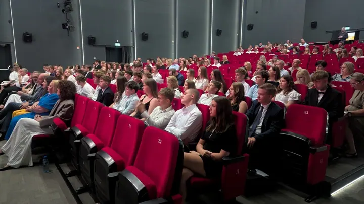 Pożegnanie absolwentów klas ósmych Szkoły Podstawowej nr 3 w Wąbrzeźnie